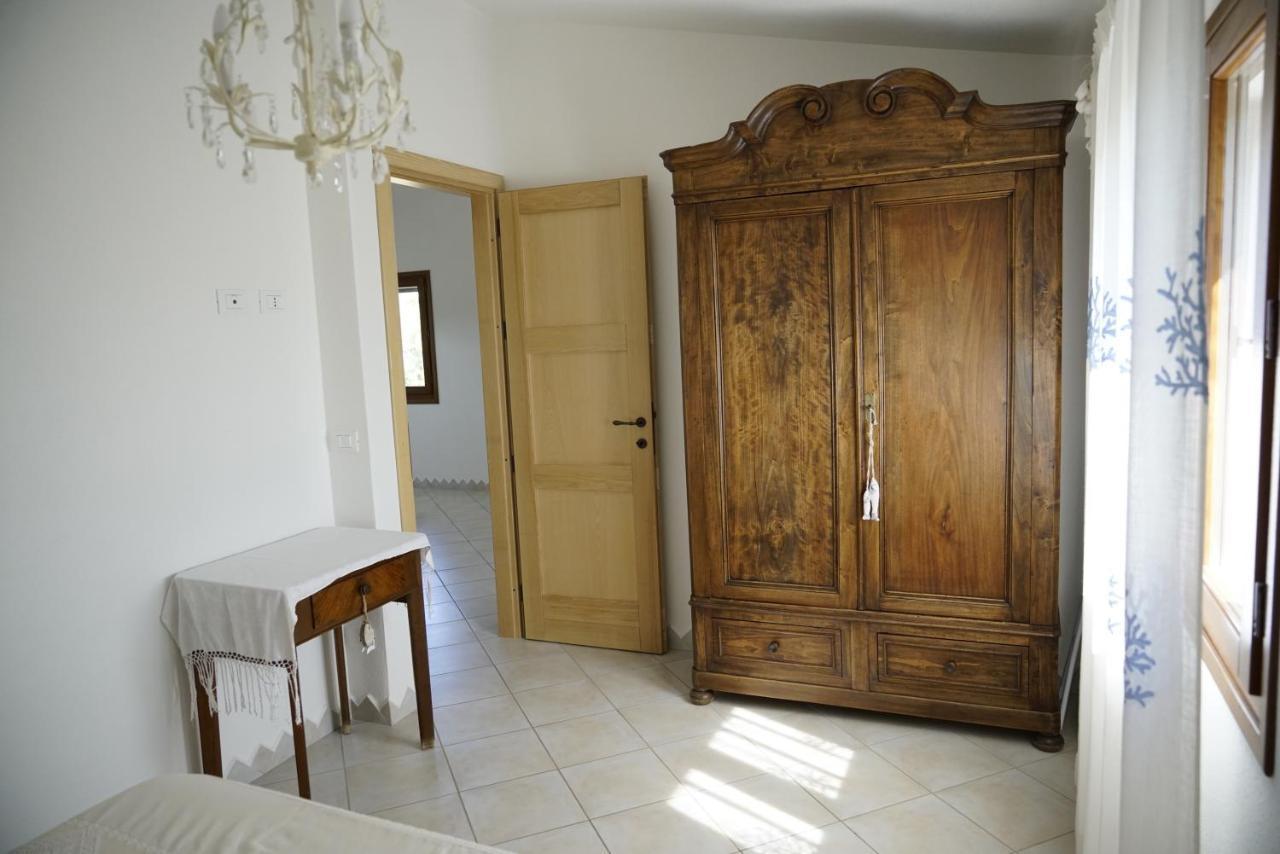 Villa Da Luciana Orosei Eksteriør billede